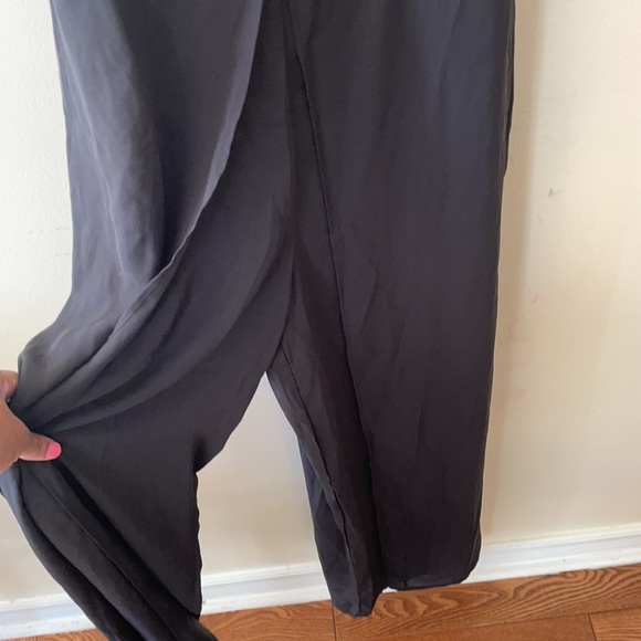 Forever 21 jumpsuit - Picture 4 of 5